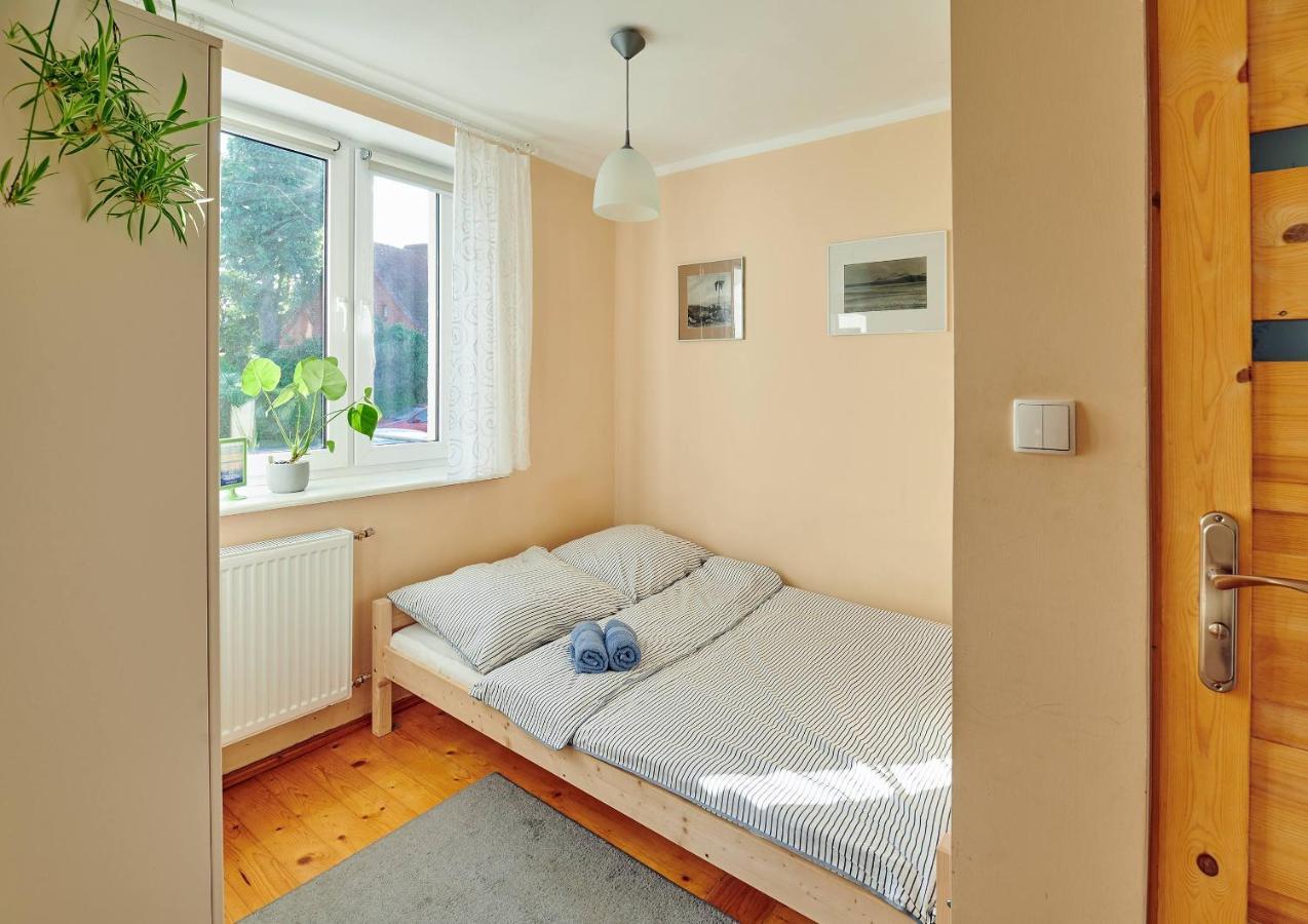 オルシュティンWakacyjny Apartament, Bezplatne Rowery, Las, Wodaアパートメント エクステリア 写真