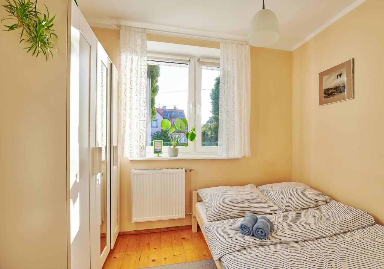 オルシュティンWakacyjny Apartament, Bezplatne Rowery, Las, Wodaアパートメント エクステリア 写真